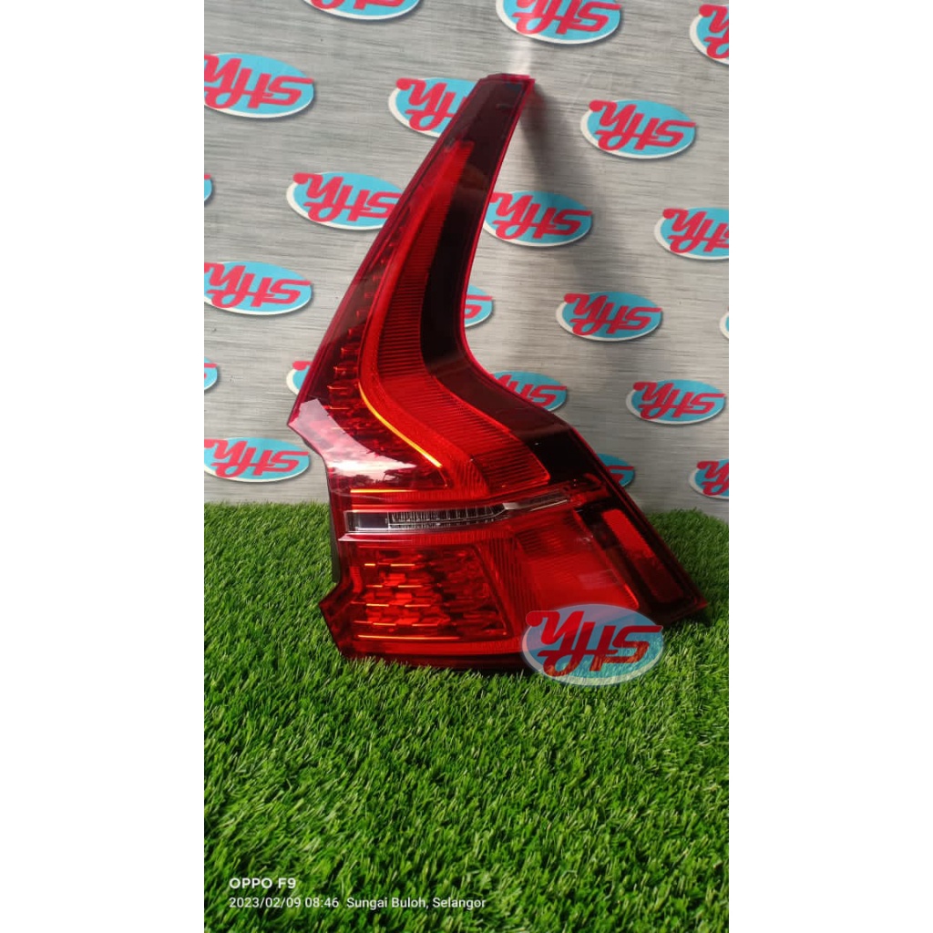 USED Volvo Xc60 T8 tail lamp Tail Light Taillight Car Kereta Lampu Belakang (Left (Passenger)) thumbnail