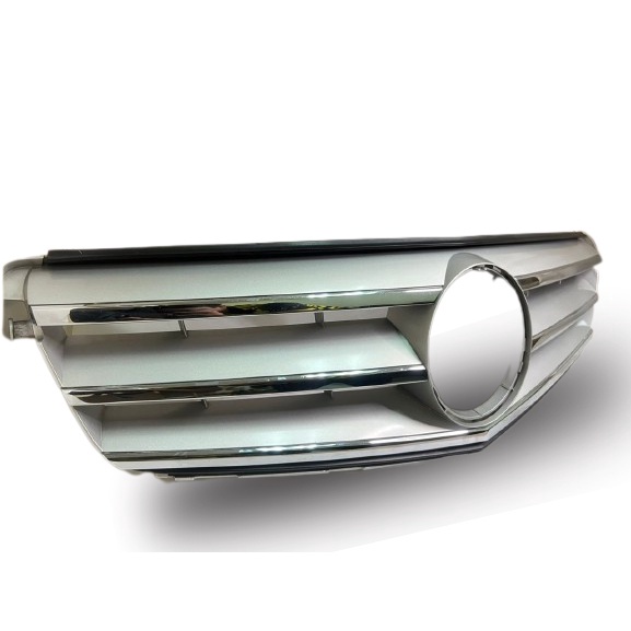 USED ORI MERCEDES C CLASS W204 2910-2014 FRONT BUMPER GRILLE thumbnail