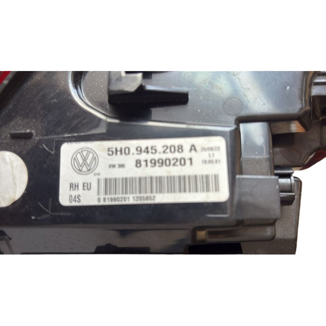 USED ORI VOLKSWAGEN GOLF MK8 2017-2023 REAR TAIL LAMP RH thumbnail
