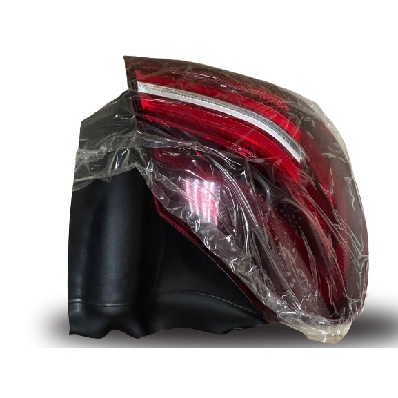 NEW ORI MERCEDES GLA X156 2015-2018 LH TAIL LIGHT thumbnail