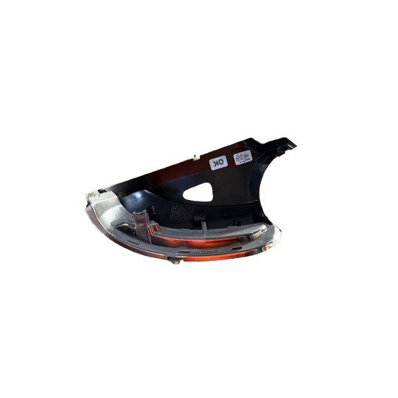 NEW ORI VW JETTA RIGHT SIDE MIRROR TURN SIGNAL INDICATOR thumbnail