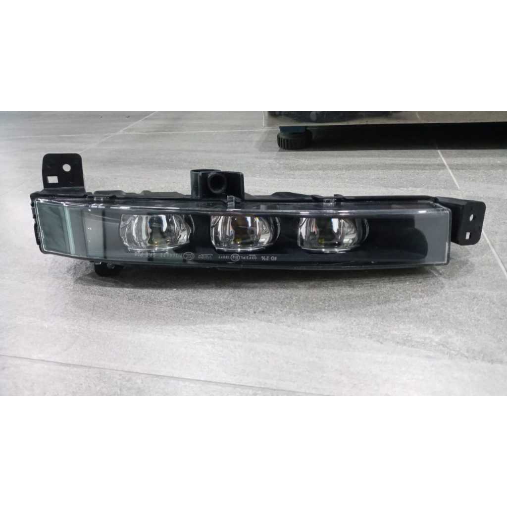 NEW OEM BMW G20 740I 2016-2019 FOG LAMP LH