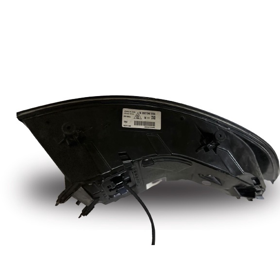USED ORI PORSCHE MACAN 95B TAIL LAMP RH thumbnail