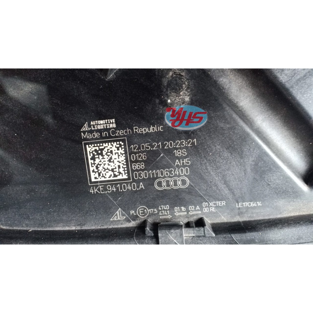 USED Audi Q3 2019 year head lamp thumbnail