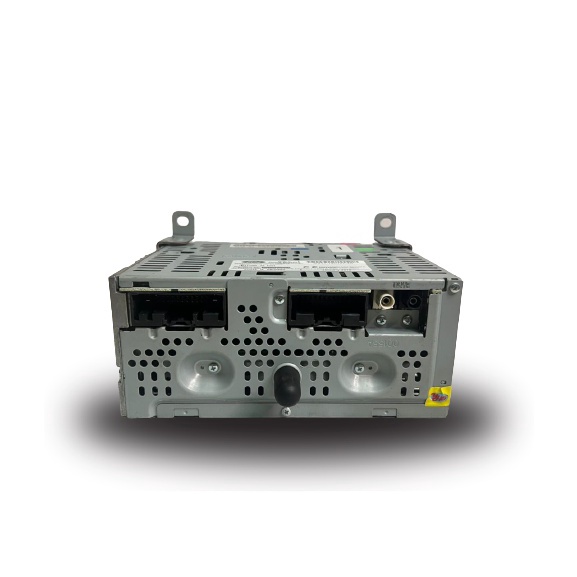 USED ORI FORD MUSTANG 2013-2018 CD RADIO PLAYER thumbnail