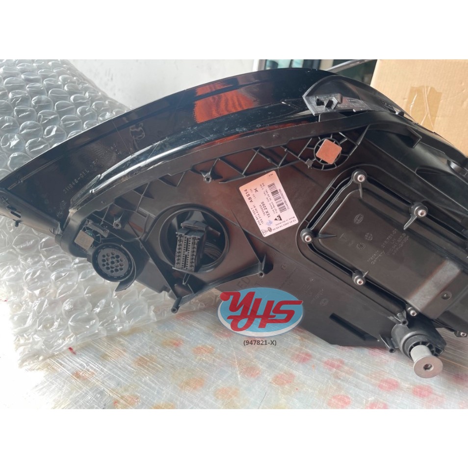 NEW Original PORSCHE CAYENNE 9Y0 Head Lamp Headlamp Head Lights FRONT DEPAN Car Lampu Kereta (Left (Passenger)) thumbnail