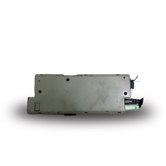 USED ORI BMW FO2 7 SERIES 2013-2017 BOOT LID ANTENNA AMPLIFIER thumbnail