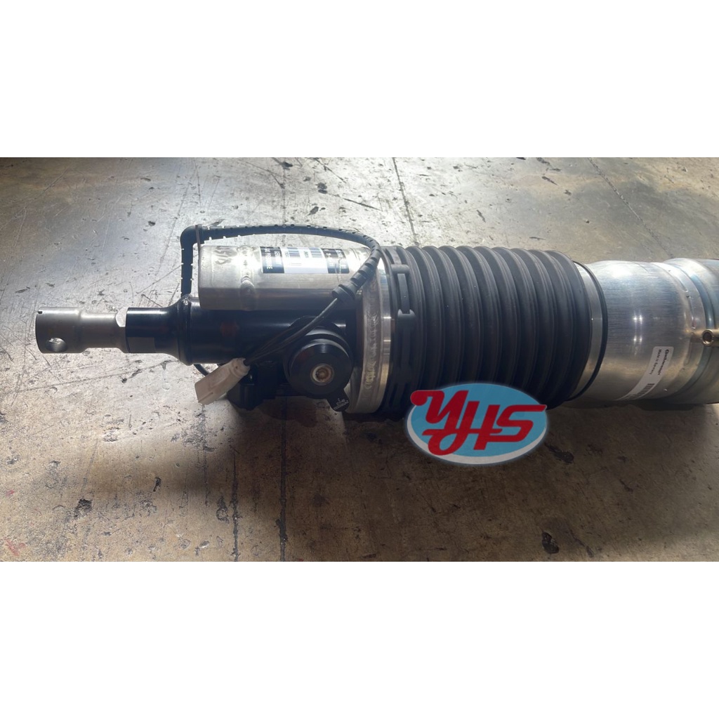 Used Rolls Royce Ghost Front shock air matik Suspension 37106851608 thumbnail