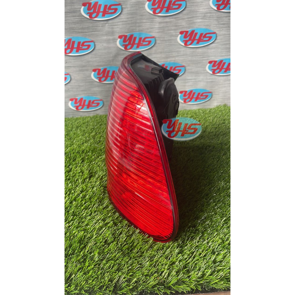USED Porscher Caynne 955 tail lamp old face (Left (Passenger)) thumbnail