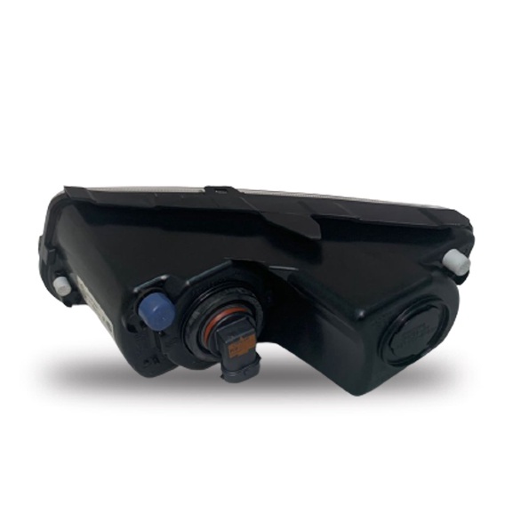 NEW OEM VALKSWAGEN POLO 1.2 1.6 2014-2017 FOG LIGHT WITH STATIC CORNERING LIGHT RIGHT thumbnail