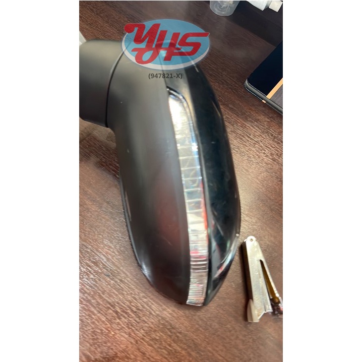 Volkswagen Vw Passat 2018 Side Mirror View Mirror (Left (Passenger)) thumbnail
