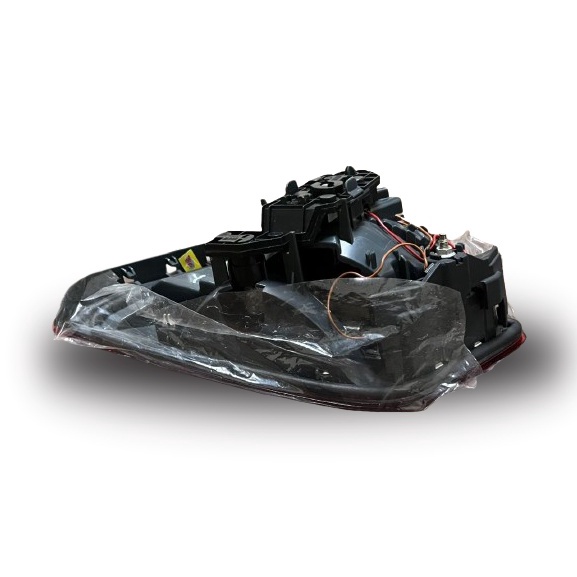 NEW ORI BMW F10 2013-2015 BOAT LID LAMP LH thumbnail