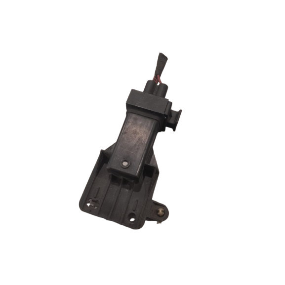 VOLKSWAGEN POLO 1.2 GLOW PLUG PRE-HEAT RELAY USED ORIGINAL (2012-2017) thumbnail