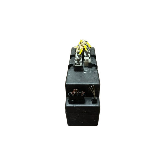 USED ORI MERCEDES SCLASS S220 DOOR LOCK VACUUM PUMP thumbnail