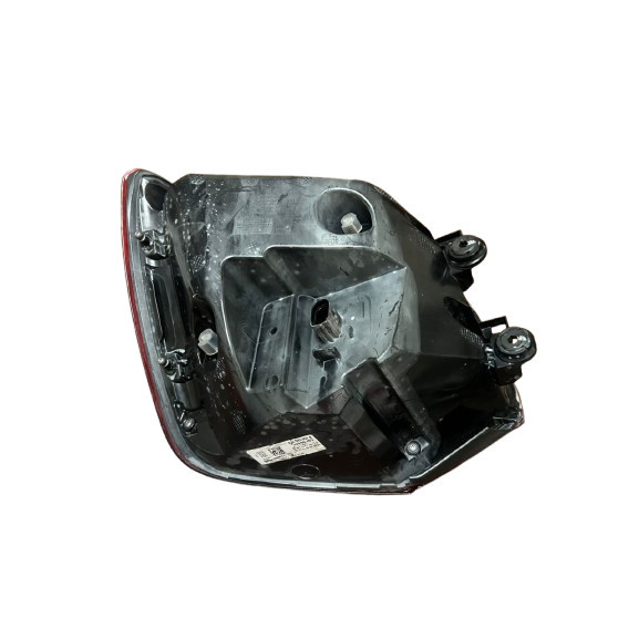 USED ORI AUDI Q2 2016-2022 TAIL LIGHT RH thumbnail