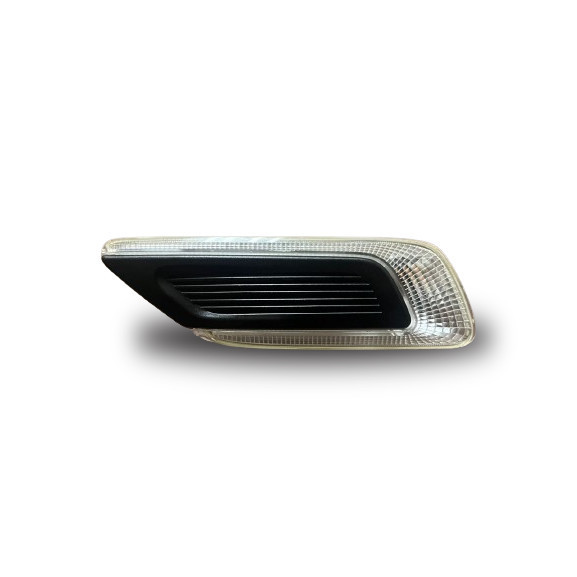 USED ORI MINI CLUBMAN F54 2015-2018 RH FENDER WING TURN INDICATOR thumbnail