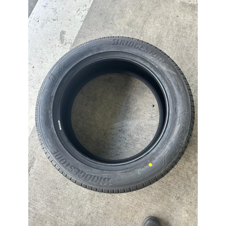 Bridgestone ALENZA 001 SUV 99V TL-Proton X70 YEAR 2022 Made in Vietnam thumbnail