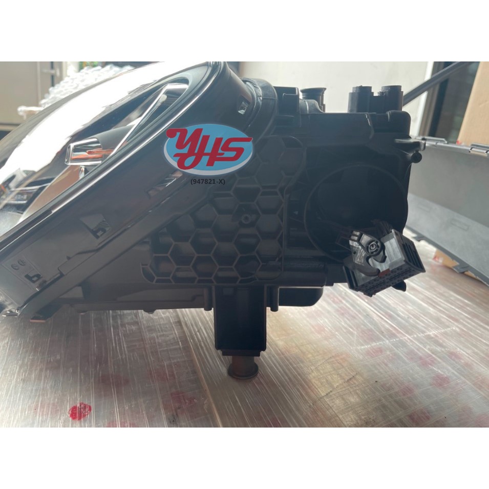 NEW Original PORSCHE CAYENNE 9Y0 Head Lamp Headlamp Head Lights FRONT DEPAN Car Lampu Kereta (Left (Passenger)) thumbnail