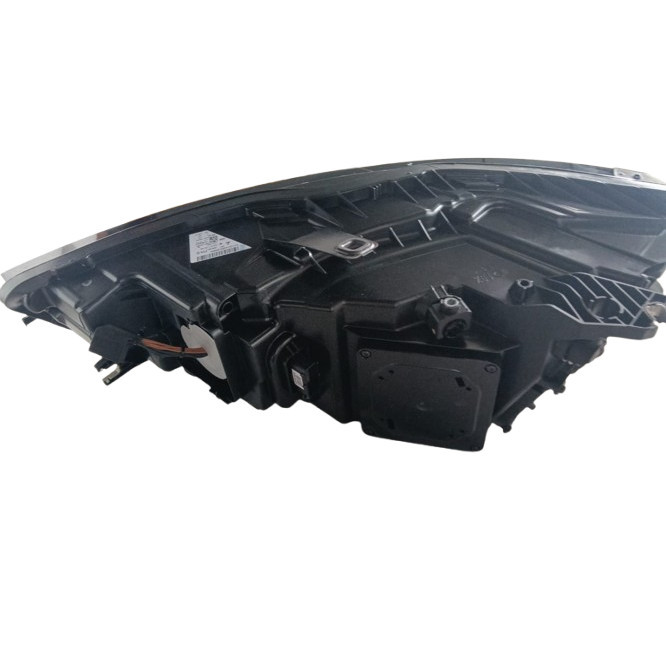 AUDI A6 C7 HEAD LAMP RH NEW ORIGINAL 2(014-2019) thumbnail
