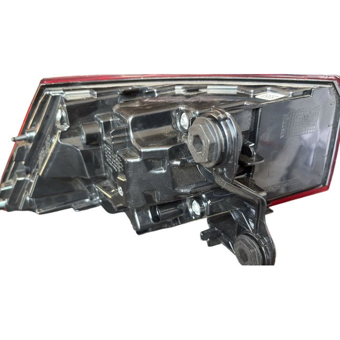 USED ORI VOLKSWAGEN GOLF MK8 2017-2023 REAR TAIL LAMP RH thumbnail