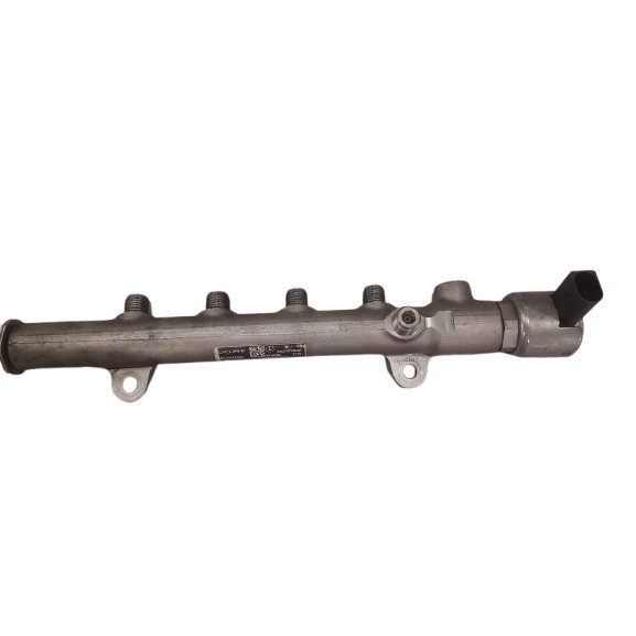 USED ORIGINAL MERCEDES BENZ W212 651 HYBRID 2012-2018 HIGH PRESSURE FUEL INJECTION RAIL thumbnail