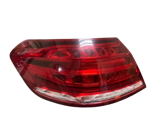 USED OEM W212 FACELIFT TAILLIGHT REAR LAMP RH LH (LH) thumbnail