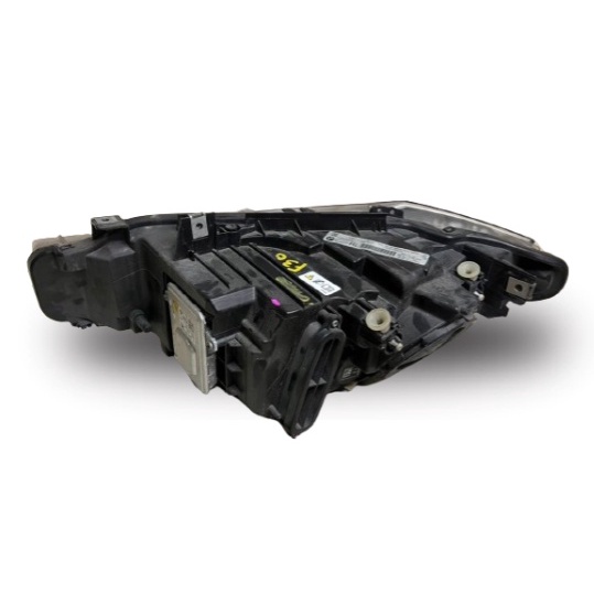 USED ORI BMW F30 320i XENON HEADLIGHT (RH) thumbnail