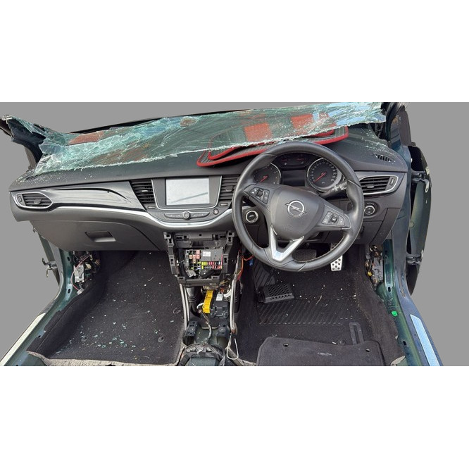 USED ORI OPEL ASTRA 1.6 TURBO HALF CUT thumbnail