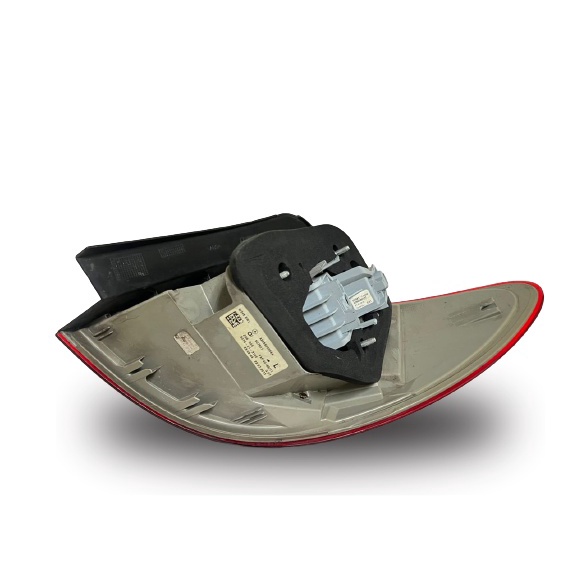 USED ORI MERCEDES BCLASS 246 2012-2015 TAIL LIGHT (LEFT) thumbnail