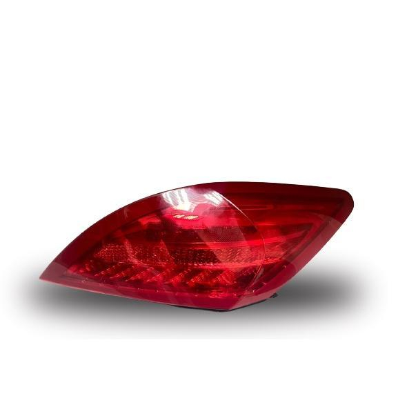 USED ORI PEUGEOT 308 2 203-2015 DOOR TAIL LAMP (RIGHT)