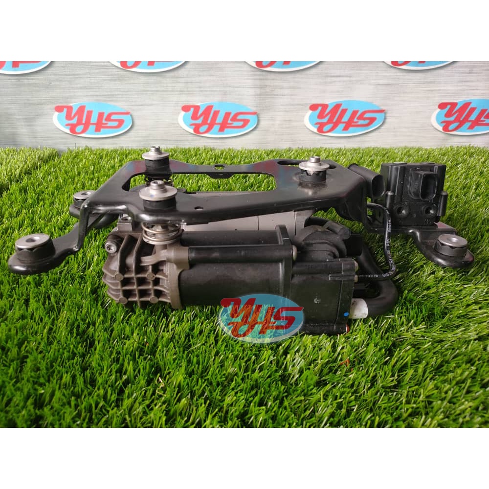 BMW X5 F15 F16 airmatik pump thumbnail