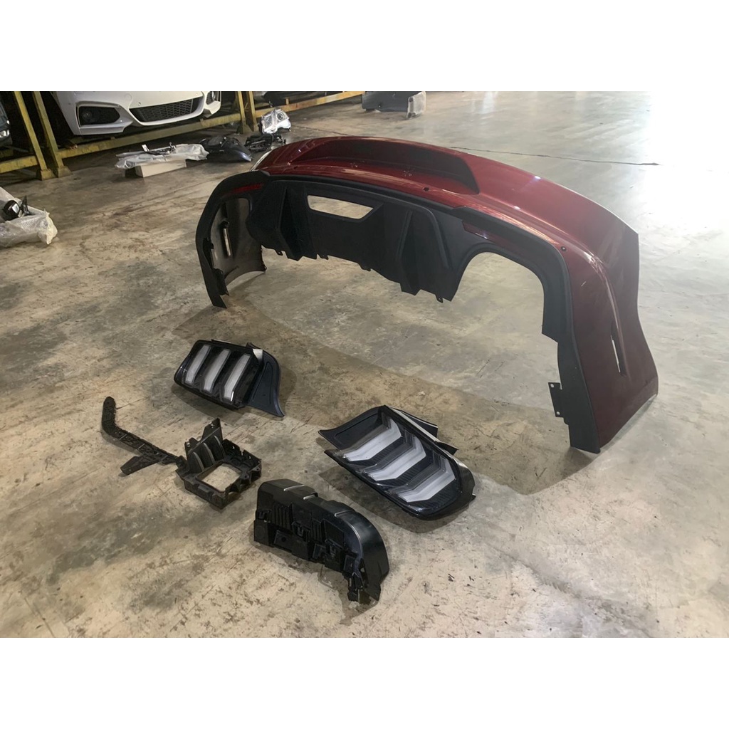 FORD MUSTANG NEW FACE 2020 BUMPER TAIL LAMP REAR BUMPER thumbnail