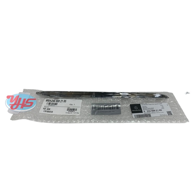 NEW ORIGINAL Radiator Grill Top Trim LH W246 thumbnail