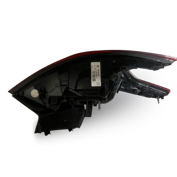 USED ORI PEUGEOT 308 2015-2017 REAR LAMP RIGHT LED thumbnail