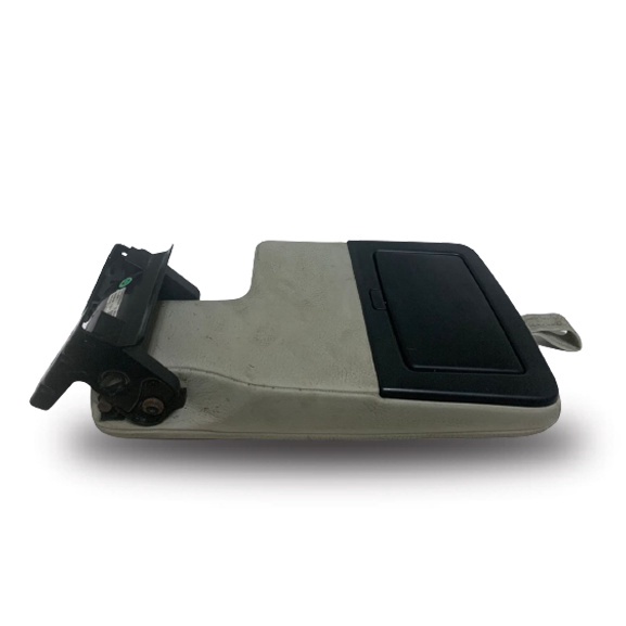VOLVO XC90 T8 2015/2018 ARM REST thumbnail