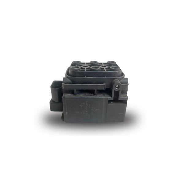 USED ORI AUDI Q7 Q8 R8 2014-2018 AIR SUSPENSION VALVE BLOCKS thumbnail