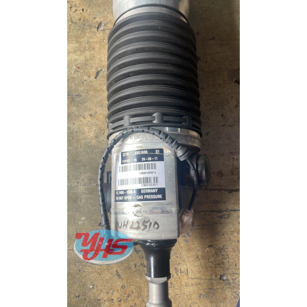 Used Rolls Royce Ghost Front shock air matik Suspension 37106851608 thumbnail